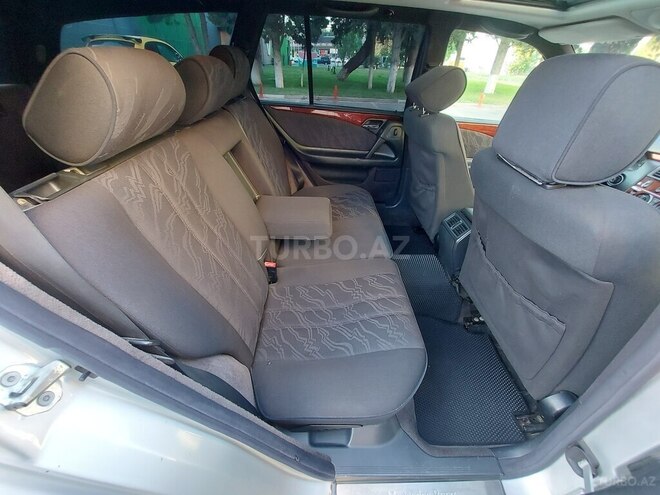 Mercedes E 240 1999, 360,000 km - 2.4 l - Bakı