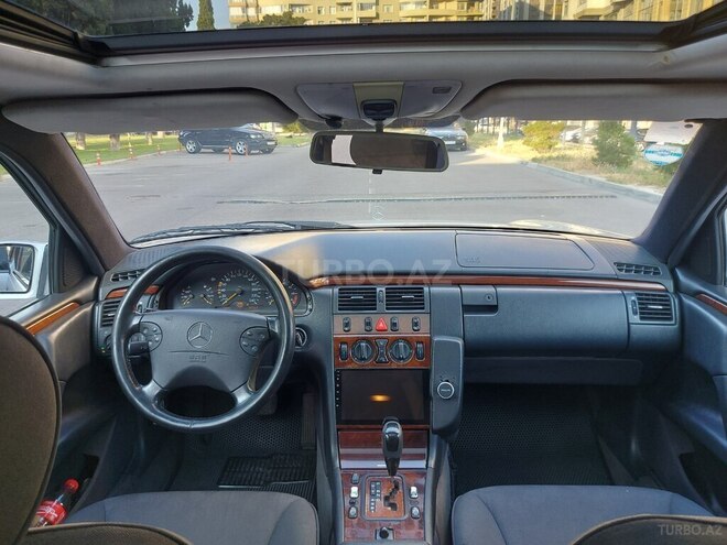 Mercedes E 240 1999, 360,000 km - 2.4 l - Bakı