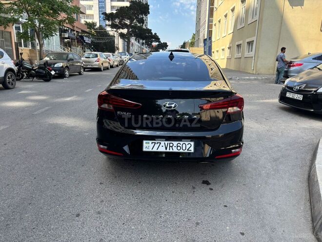 Hyundai Elantra 2019, 110,325 km - 2.0 л - Bakı