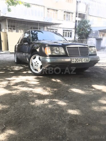Mercedes E 220 1994, 400,000 km - 2.2 l - Gəncə