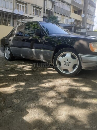 Mercedes E 220 1994, 400,000 km - 2.2 l - Gəncə