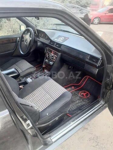 Mercedes E 220 1994, 400,000 km - 2.2 l - Gəncə