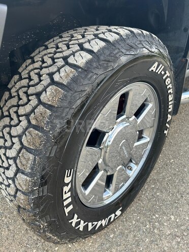 Hummer H3 2007, 72,000 km - 3.7 l - Goranboy