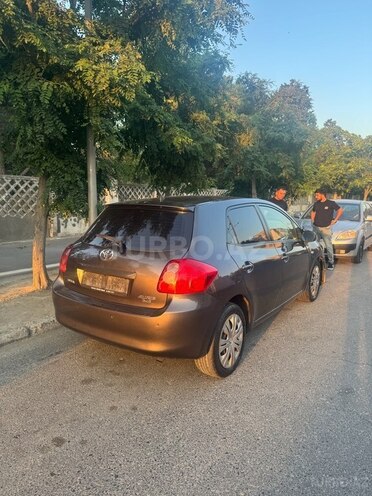 Toyota Auris 2007, 330,000 km - 1.4 л - Bakı