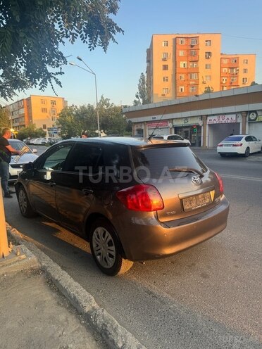Toyota Auris 2007, 330,000 km - 1.4 л - Bakı