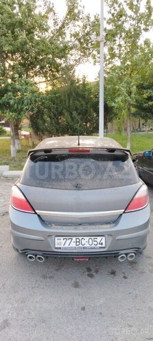 Opel Astra 2004, 270,000 km - 1.4 l - Salyan
