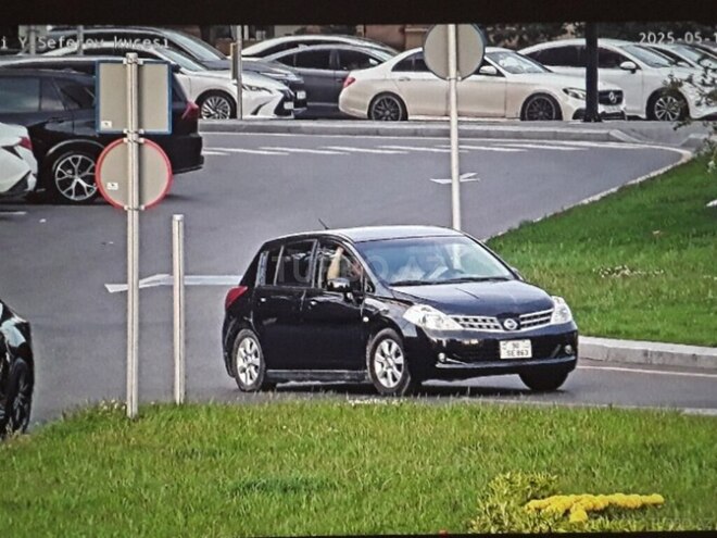 Nissan Tiida 2008, 267,000 km - 1.6 л - Bakı