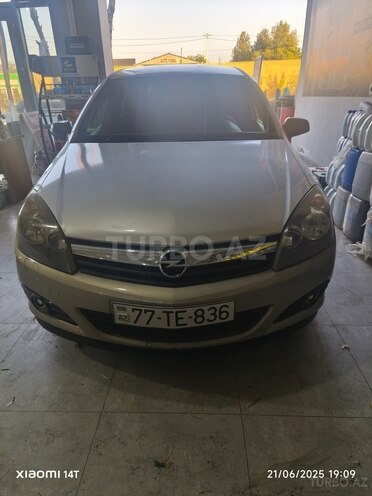 Opel Astra 2005, 396,000 km - 1.3 л - Bakı