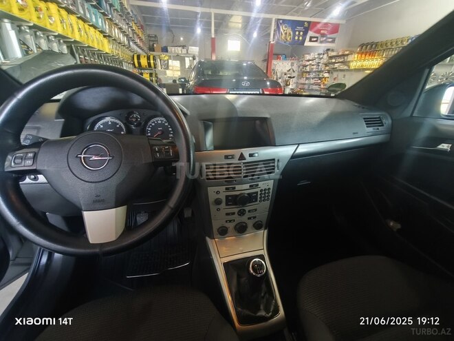 Opel Astra 2005, 396,000 km - 1.3 л - Bakı