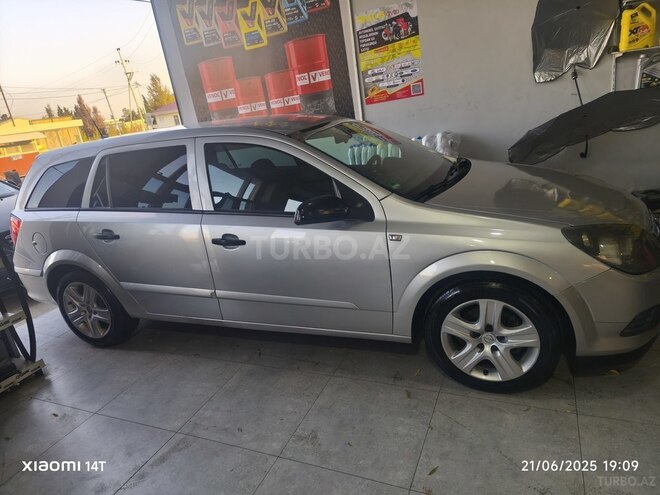 Opel Astra 2005, 396,000 km - 1.3 л - Bakı