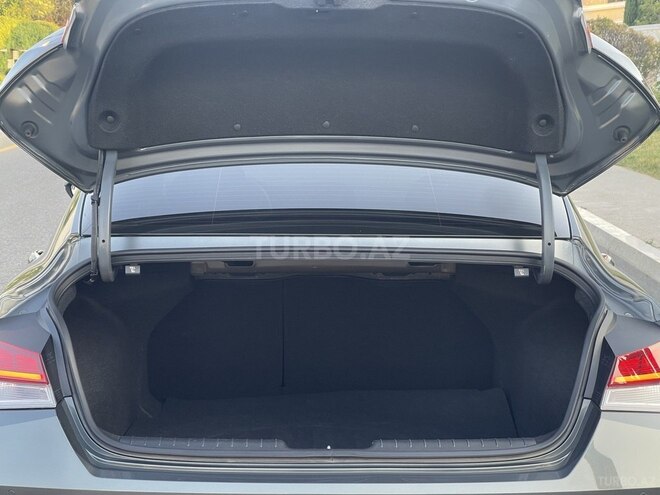 Hyundai Elantra 2022, 40,750 km - 1.6 л - Bakı