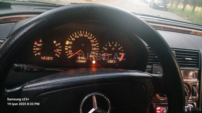 Mercedes C 240 1999, 334,000 km - 2.4 л - Şirvan