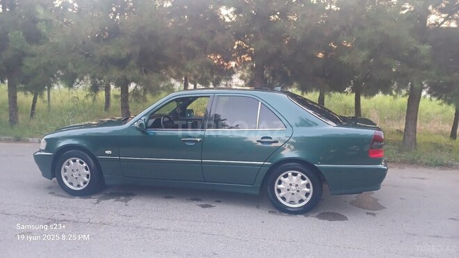 Mercedes C 240 1999, 334,000 km - 2.4 л - Şirvan