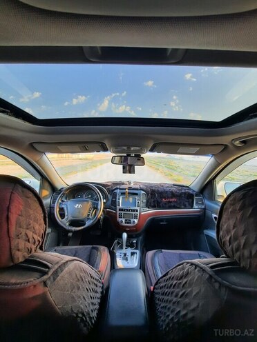 Hyundai Santa Fe-6