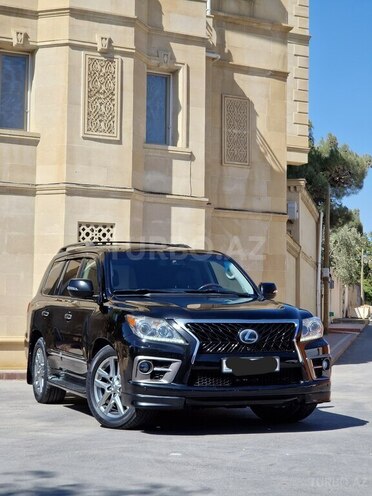 Lexus LX 570-1