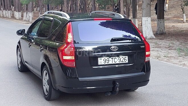Kia  2010, 452,312 km - 1.6 l - Sumqayıt