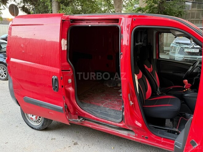 Fiat Doblo 2012, 302,000 km - 1.4 l - Bakı