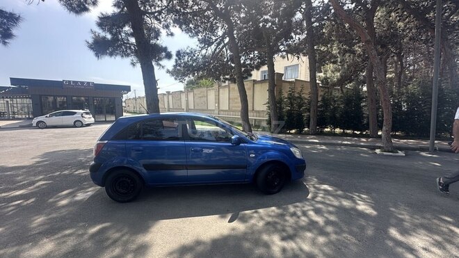 Kia Rio 2006, 255,000 km - 1.4 l - Bakı
