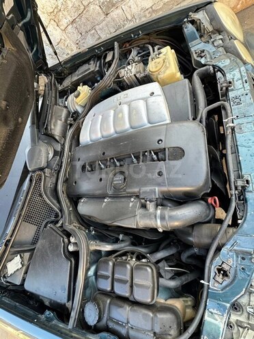 Mercedes E 320 2000, 288,564 km - 3.2 l - Bakı