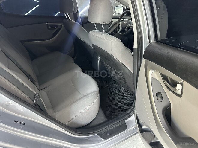Hyundai Elantra 2015, 109,000 km - 1.8 л - Bakı