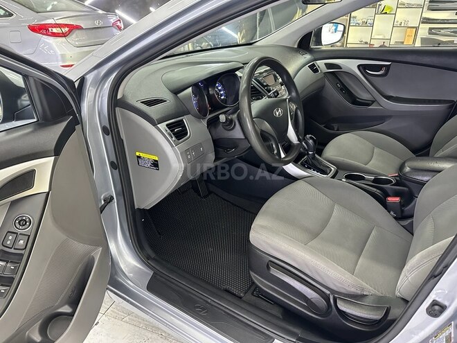 Hyundai Elantra 2015, 109,000 km - 1.8 л - Bakı