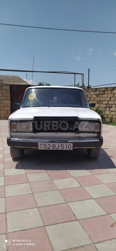 LADA (VAZ) 2105 1981, 80,000 km - 1.5 l - Salyan