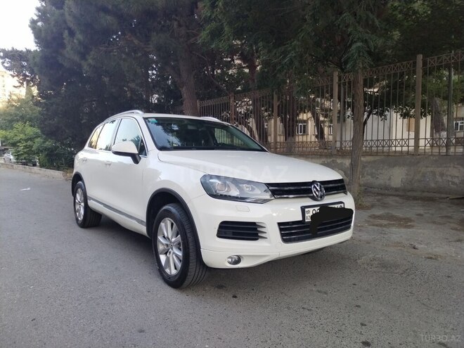 Volkswagen Touareg 2011, 240,700 km - 3.6 л - Bakı