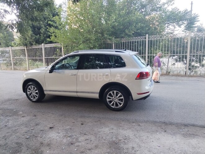 Volkswagen Touareg 2011, 240,700 km - 3.6 л - Bakı