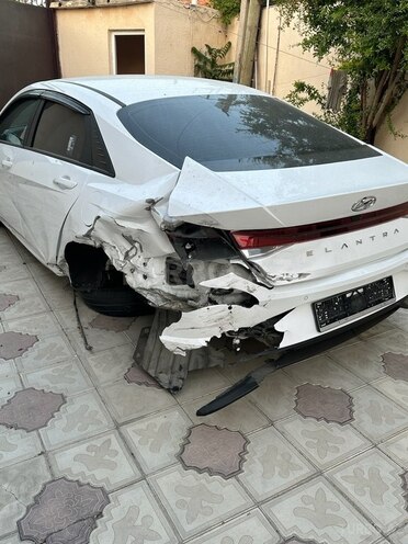 Hyundai Elantra 2023, 115,000 km - 1.6 l - Bakı