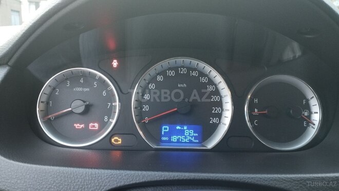 Hyundai Sonata-7