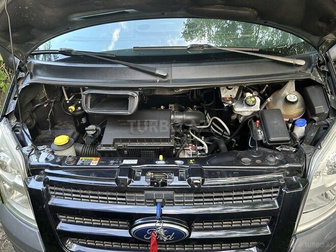 Ford Transit 2009, 169,000 km - 2.2 л - Qax