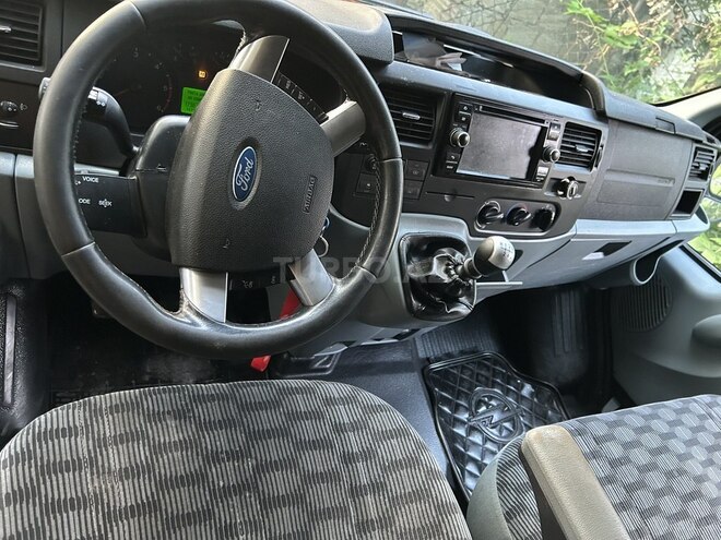 Ford Transit 2009, 169,000 km - 2.2 л - Qax