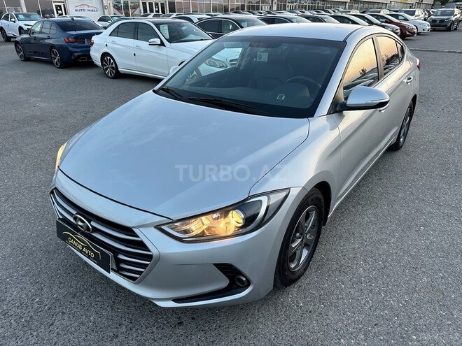 Hyundai Avante 2016, 203,000 km - 1.6 l - Bakı