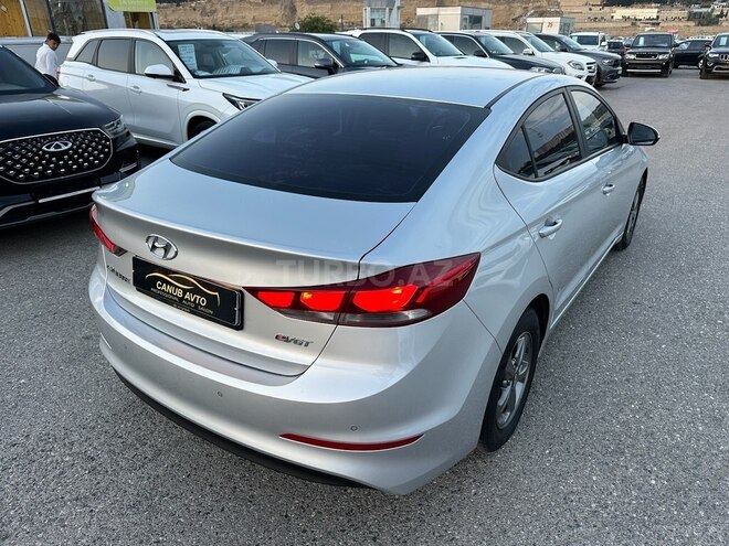Hyundai Avante 2016, 203,000 km - 1.6 l - Bakı