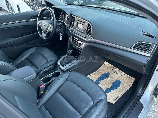 Hyundai Avante 2016, 203,000 km - 1.6 l - Bakı