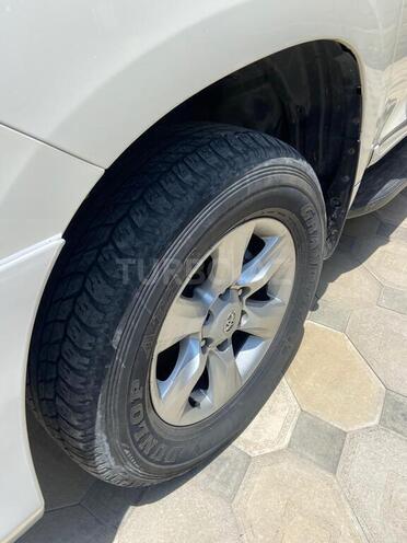Toyota Land Cruiser Prado 2013, 124,000 km - 2.7 л - Bakı