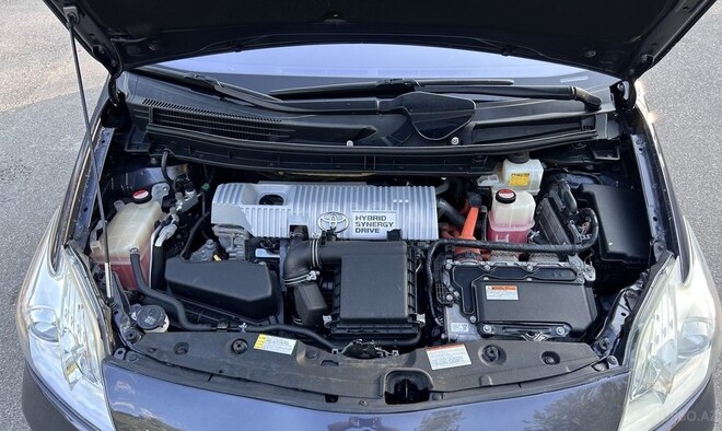 Toyota Prius-9