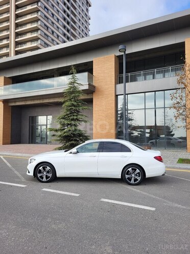 Mercedes E 200 d 2017, 213,000 km - 2.0 l - Bakı