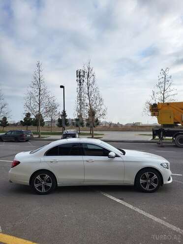 Mercedes E 200 d 2017, 213,000 km - 2.0 l - Bakı