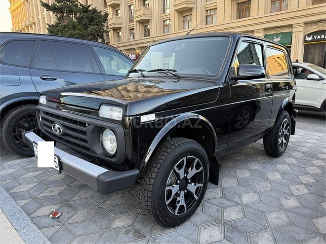 LADA (VAZ) Niva-3