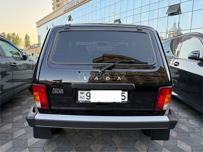 LADA (VAZ) Niva-6
