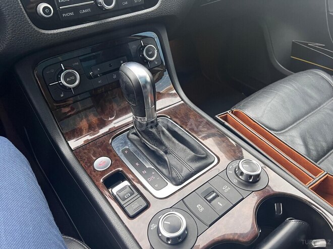 Volkswagen Touareg 2012, 186,000 km - 3.6 л - Bakı