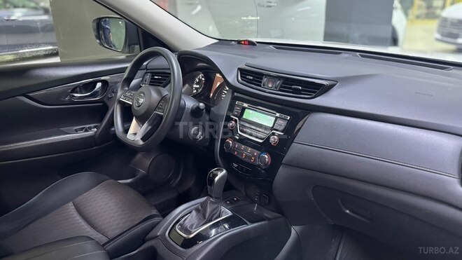 Nissan X-Trail-10