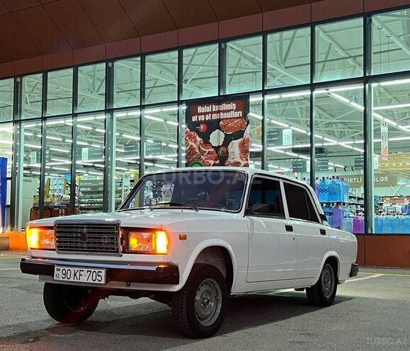 LADA (VAZ) 2107 2007, 53,200 km - 1.6 л - Şabran