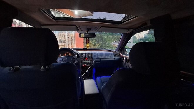 Mercedes C 240 1998, 320,000 km - 2.4 l - Beyləqan