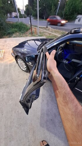 Mercedes C 240 1998, 320,000 km - 2.4 l - Beyləqan