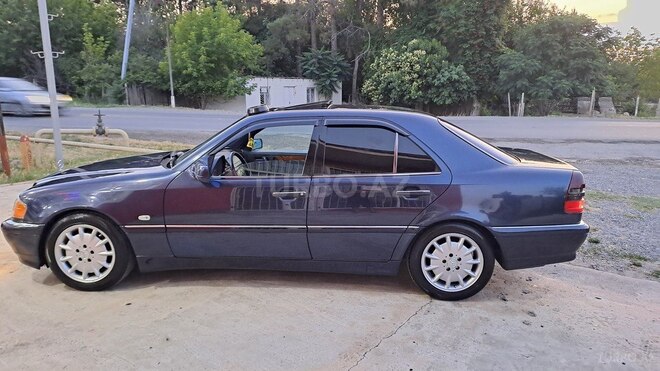 Mercedes C 240 1998, 320,000 km - 2.4 l - Beyləqan