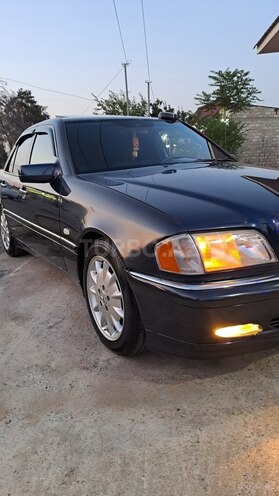 Mercedes C 240 1998, 320,000 km - 2.4 l - Beyləqan