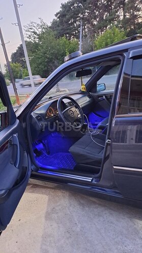 Mercedes C 240 1998, 320,000 km - 2.4 l - Beyləqan