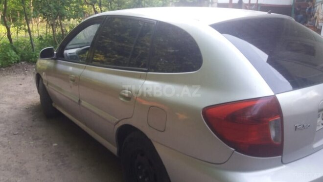 Kia Rio 2004, 150,000 km - 1.5 l - Tovuz